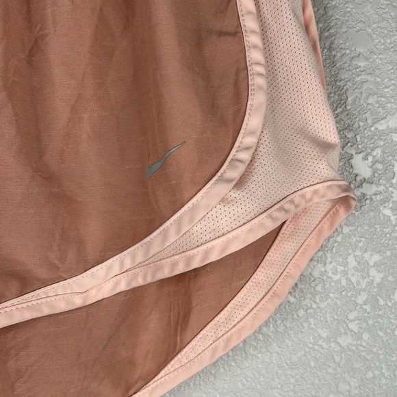 Nike Dri-Fit Pink Athletic Running Shorts Size Medium - Picture 2 of 6